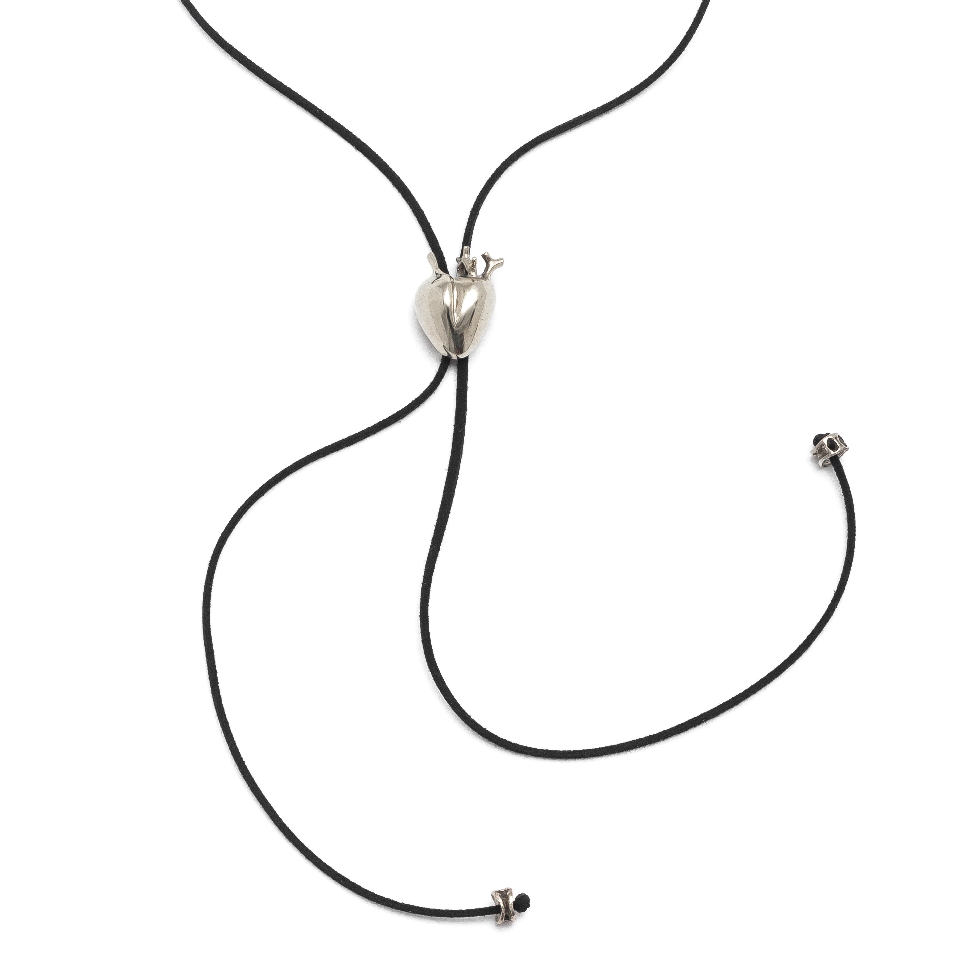 Corazón Bolo Tie