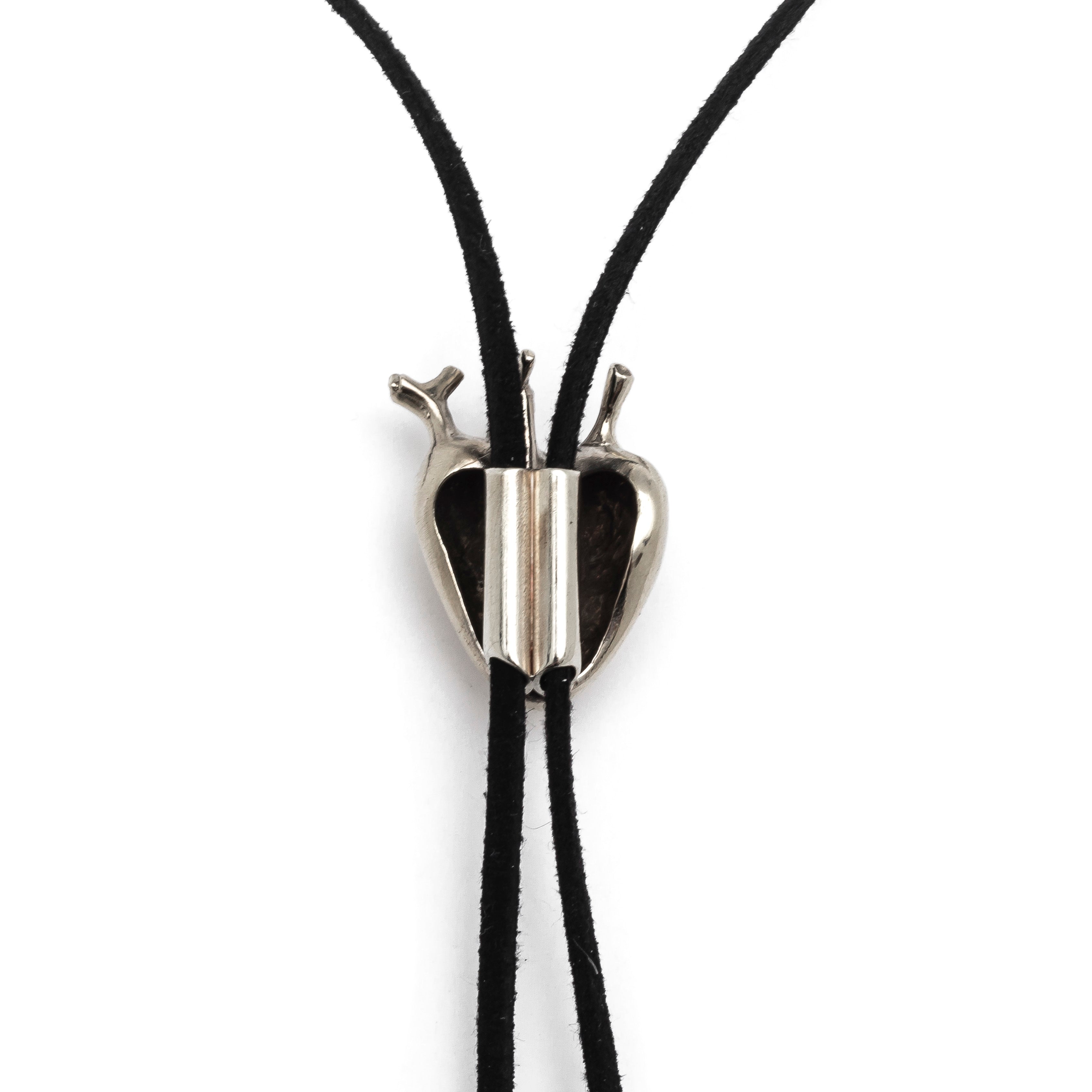 Corazón Bolo Tie