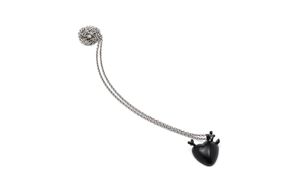 Corazón Small Black Pendant